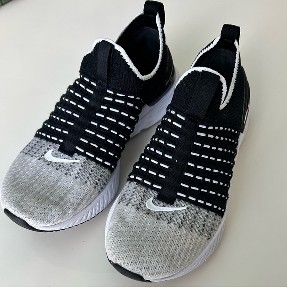 Nike Shoes - NIKE REACT PHANTOM